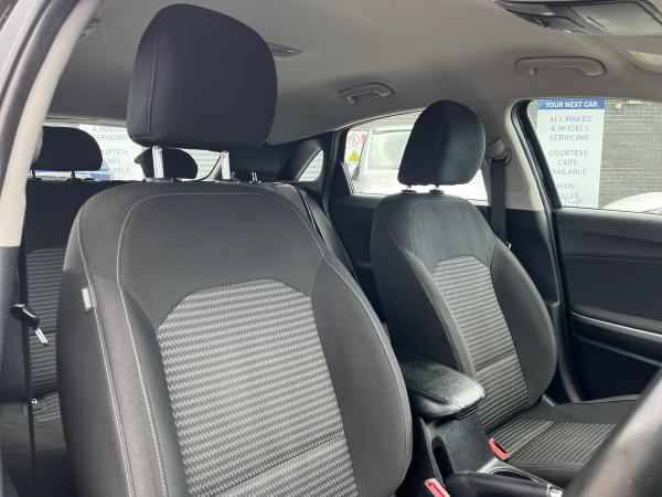 Kia Ceed Photo autoimg-7bd767161d95040e73e5475e41e07745446226da.jpg