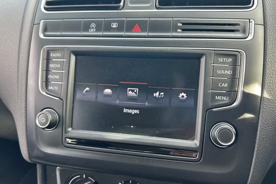 Volkswagen Polo Photo autoimg-7bd89a992e773c8890605996aa2718a3bd4f3ded.jpg