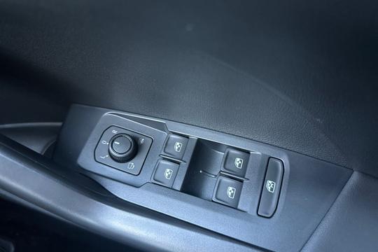 Volkswagen T-cross Photo autoimg-7bdc4f5b96bb254f192d5bfd8682308dbbdc8dfc.jpg