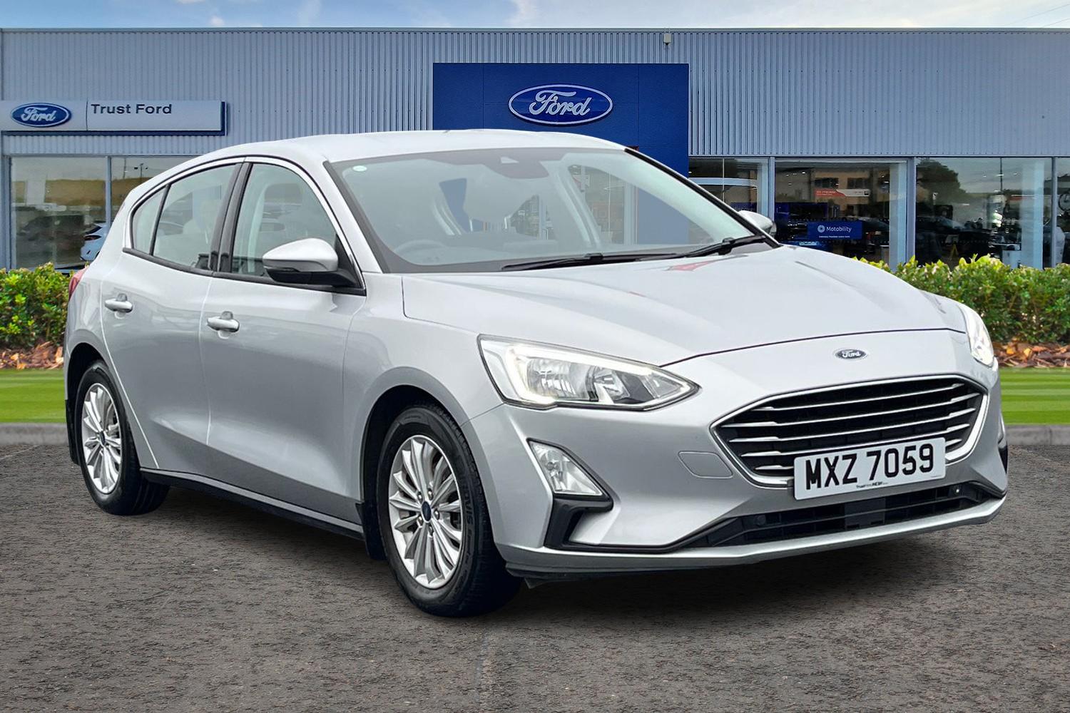 Ford FOCUS Photo 0