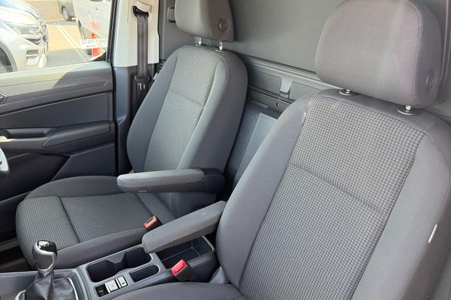 VOLKSWAGEN Caddy Maxi Photo 46
