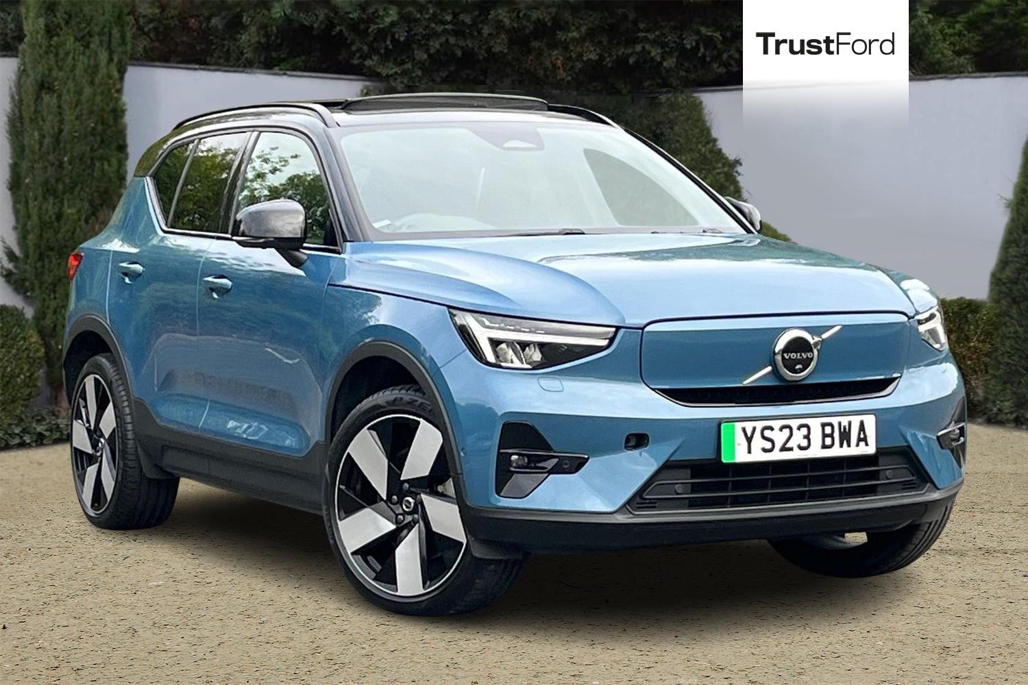 Volvo XC40 Photo 0