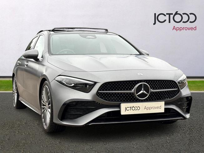 MERCEDES-BENZ A Class Photo 1