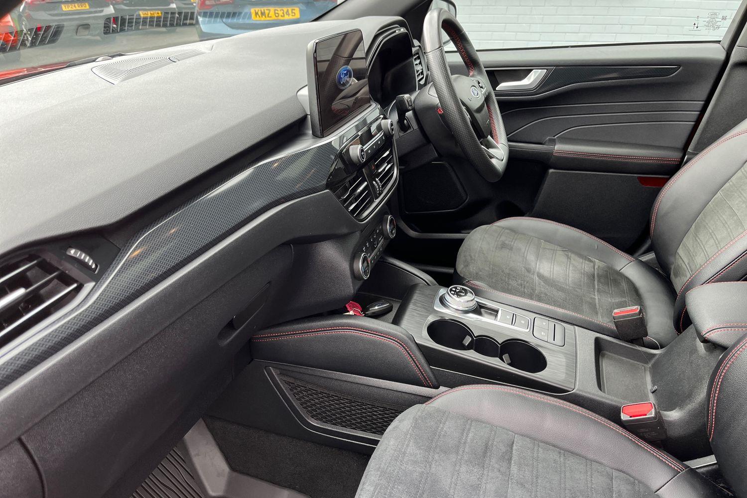Ford KUGA Photo 17
