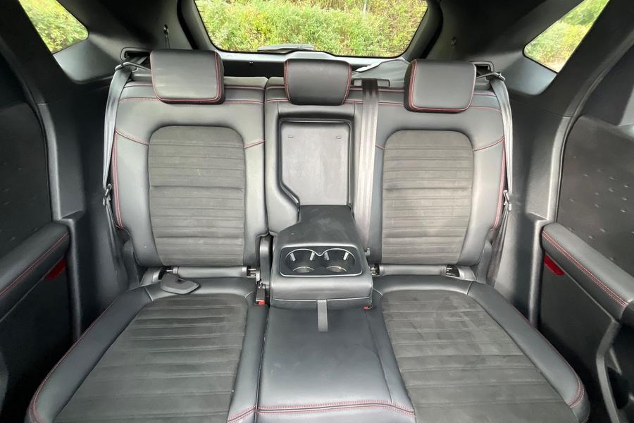 Ford Kuga Photo autoimg-7bf2555a29dd12b776cd3d93c5a5155fc8fcec65.jpg