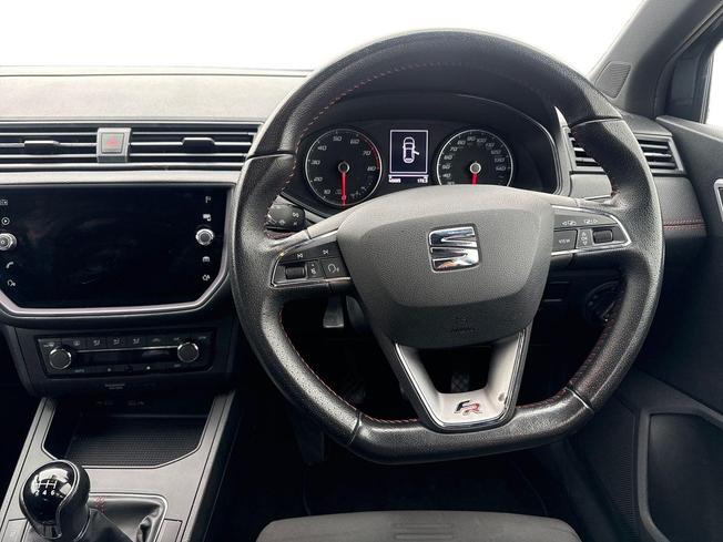 SEAT Ibiza Photo 11