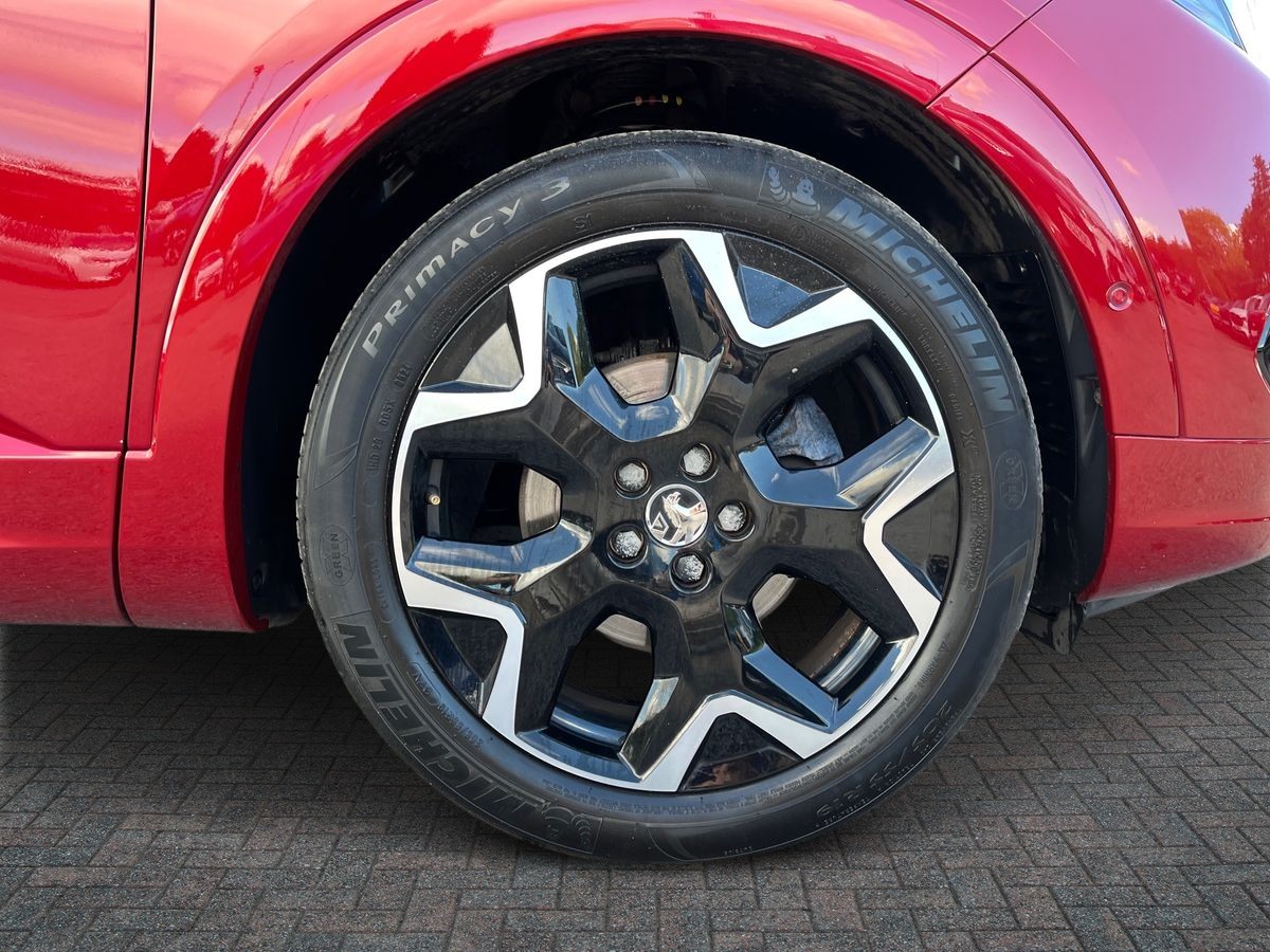 Vauxhall Grandland Photo 8