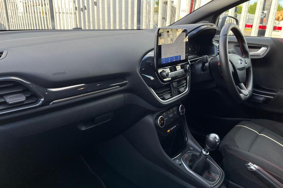 Ford PUMA Photo autoimg-7c0708d966cc81faf1ccf46c35fe3233fabf3c82.jpg
