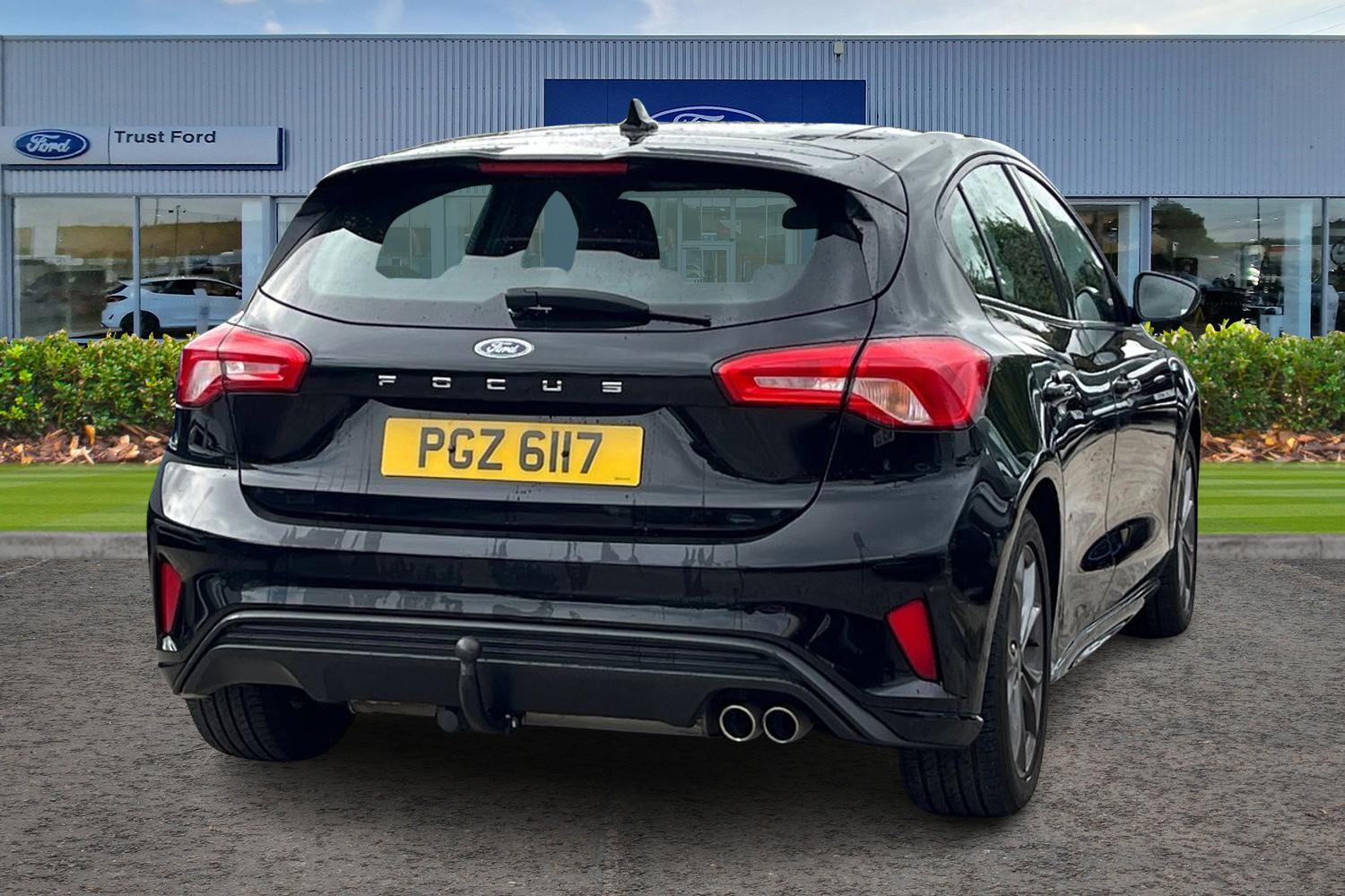 Ford FOCUS Photo 3