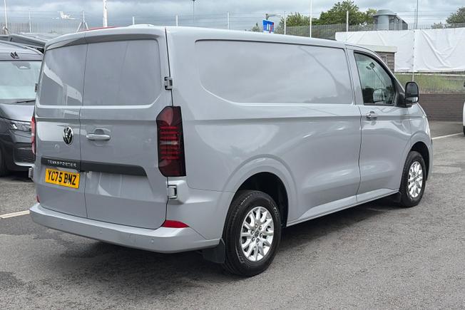 VOLKSWAGEN Transporter Photo 47