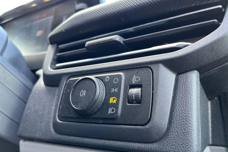 Used FORD TRANSIT CUSTOM WM24NUB 34