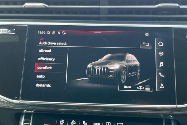 Audi Q7 Photo 24