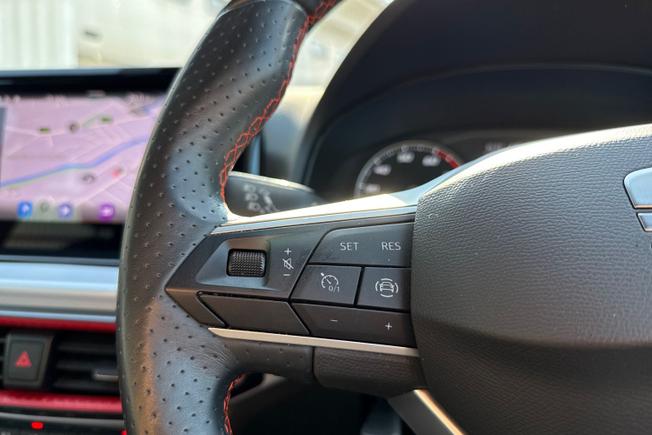 SEAT Arona Photo 16