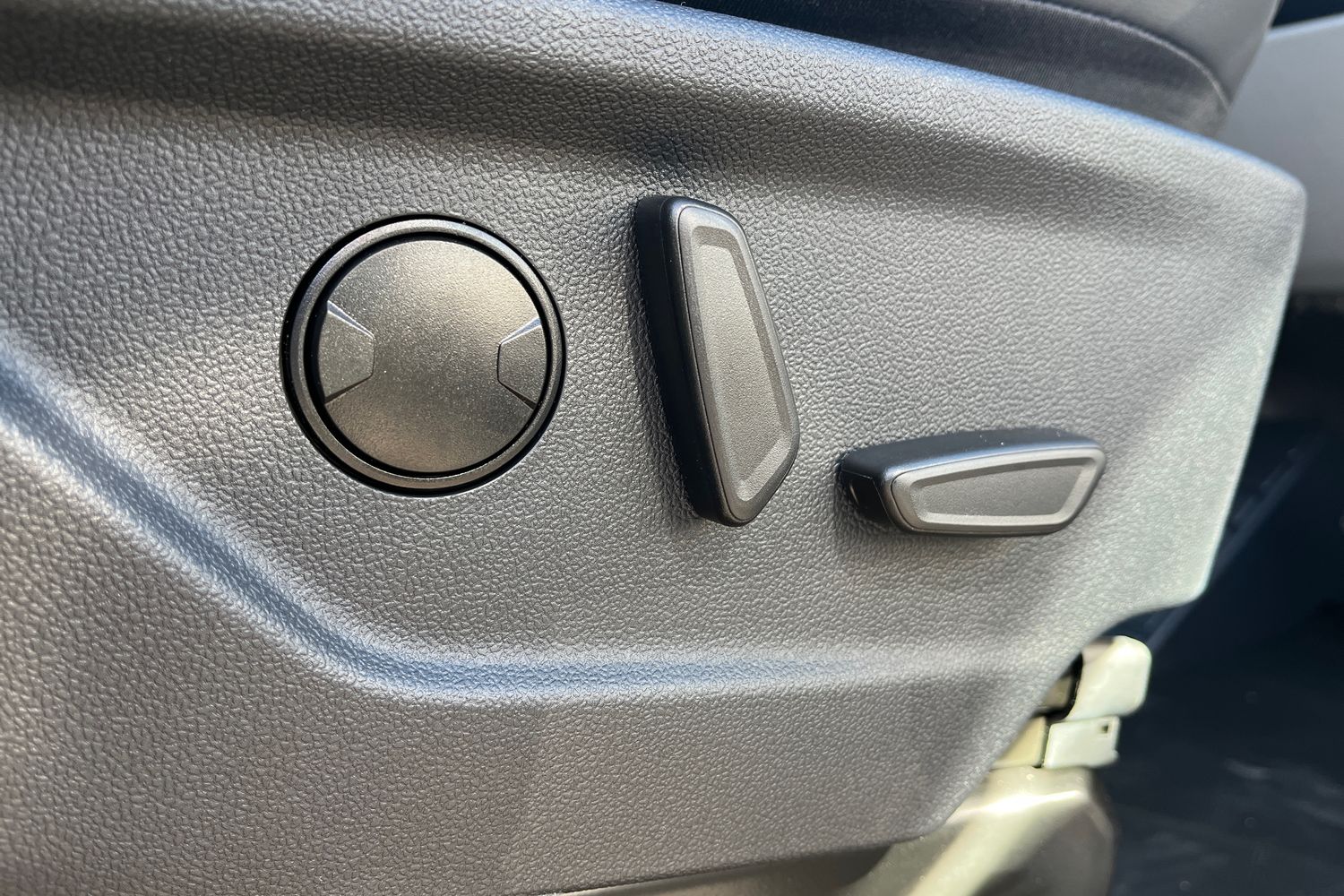 Ford E-Transit Custom Photo 33