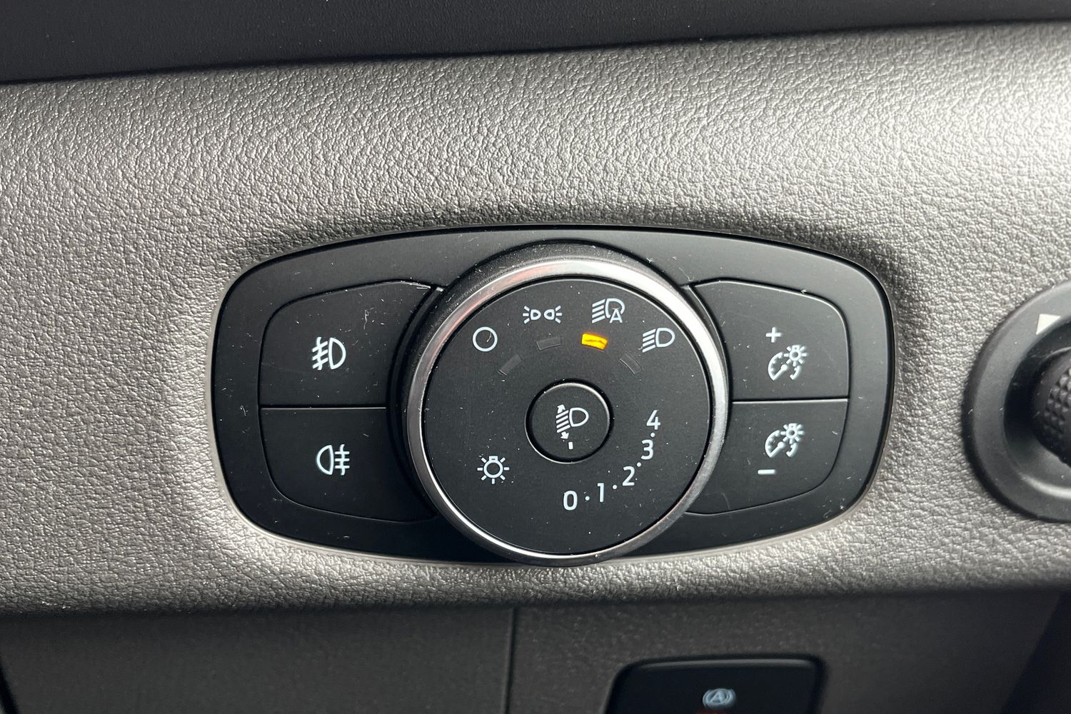 Ford TRANSIT Photo 17