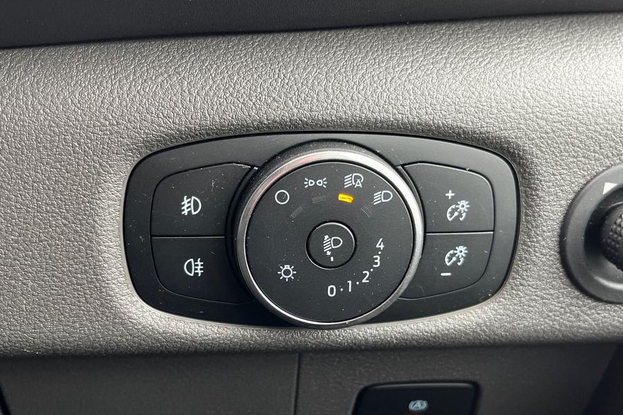 Ford TRANSIT Photo autoimg-7c128f69ba87b4db9eb9a3366f068c5524aab7ba.jpg