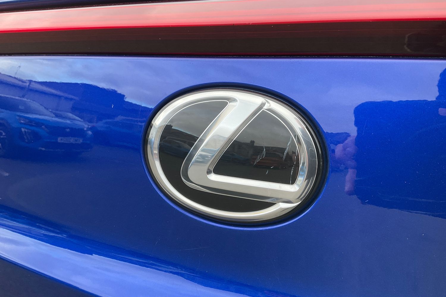 Lexus UX Photo 39