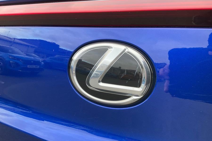 Lexus UX Photo autoimg-7c146c5f44105e8bd6233ba87d090fe6f44c870b.jpg