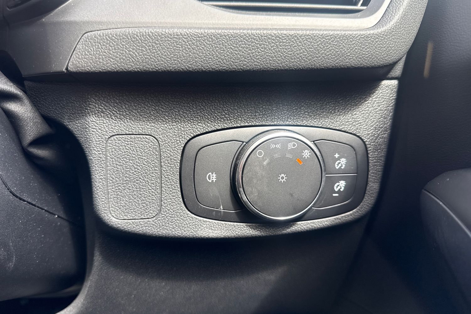 Ford FOCUS Photo 33