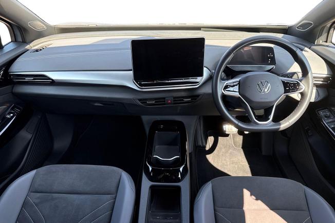 VOLKSWAGEN ID.4 Photo 10