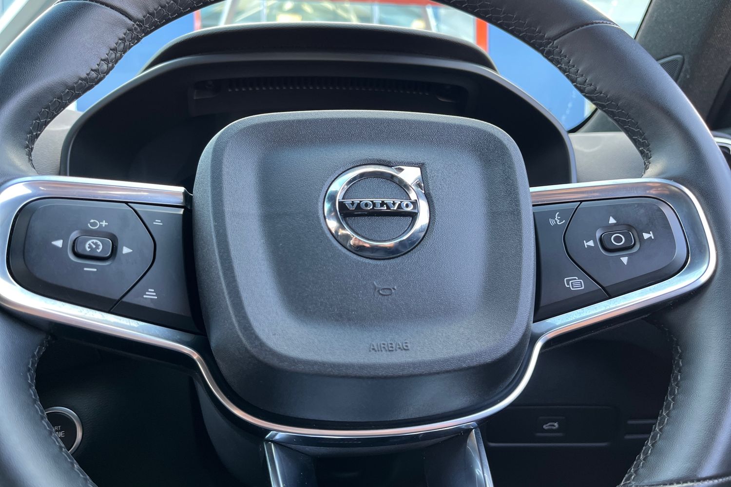 Volvo XC40 Photo 35