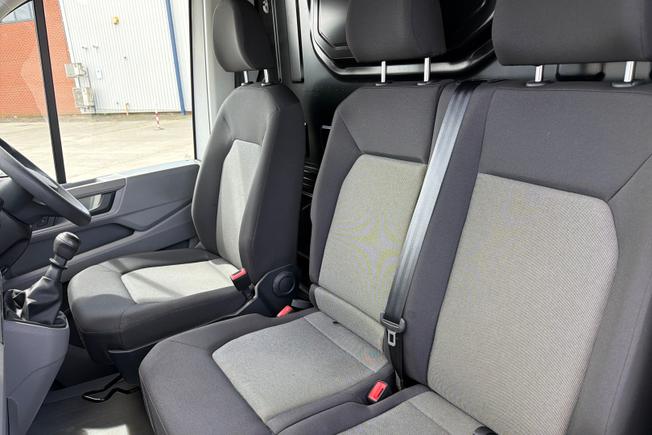 VOLKSWAGEN Crafter Photo 46