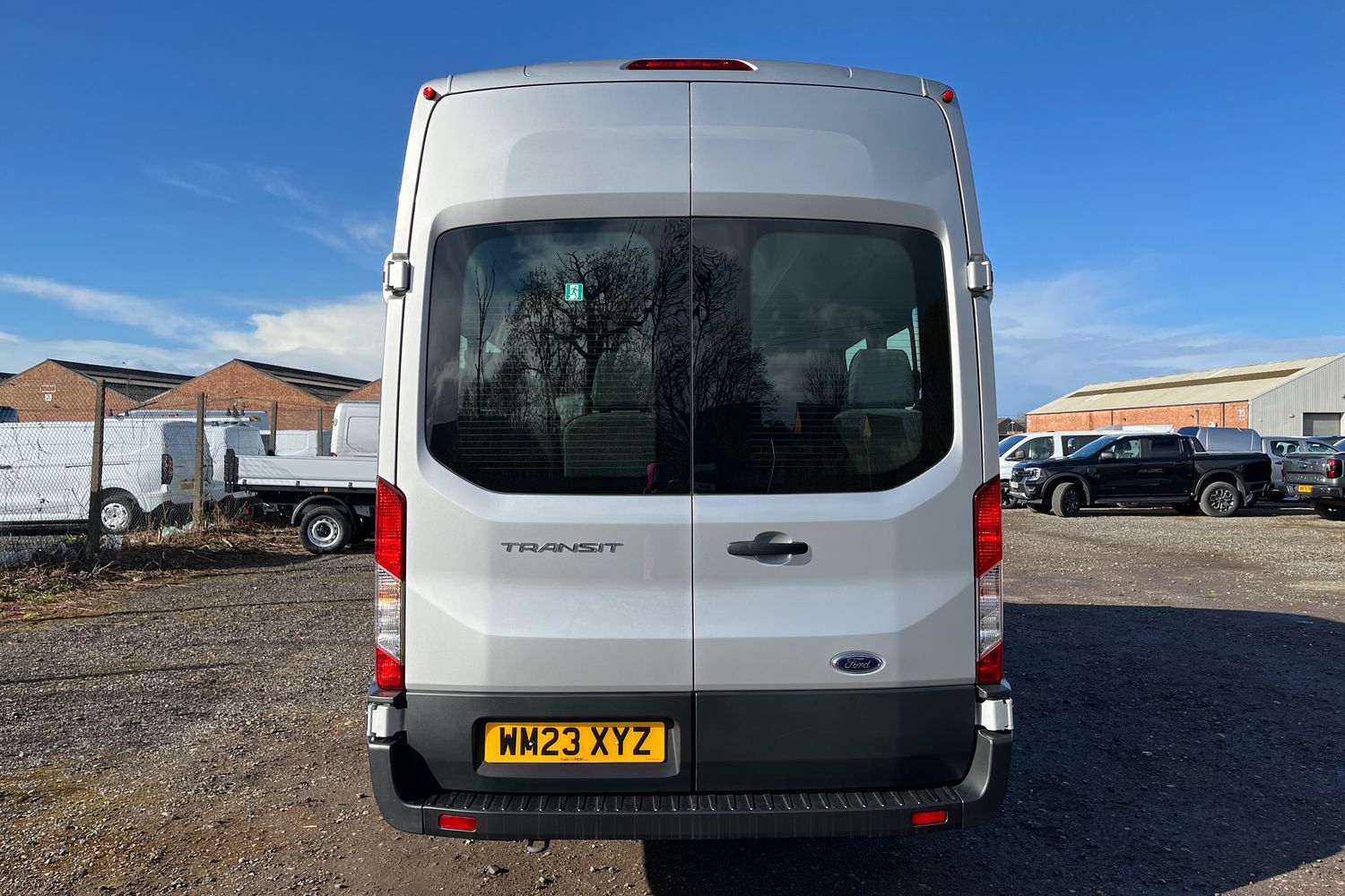 Ford TRANSIT Photo 12