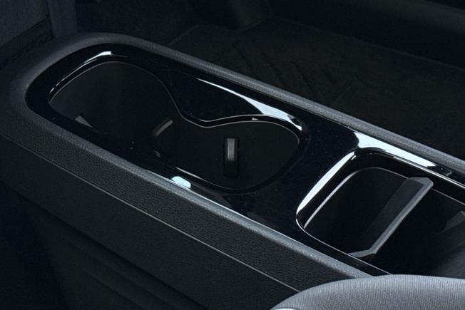 VOLKSWAGEN ID.3 Photo 42