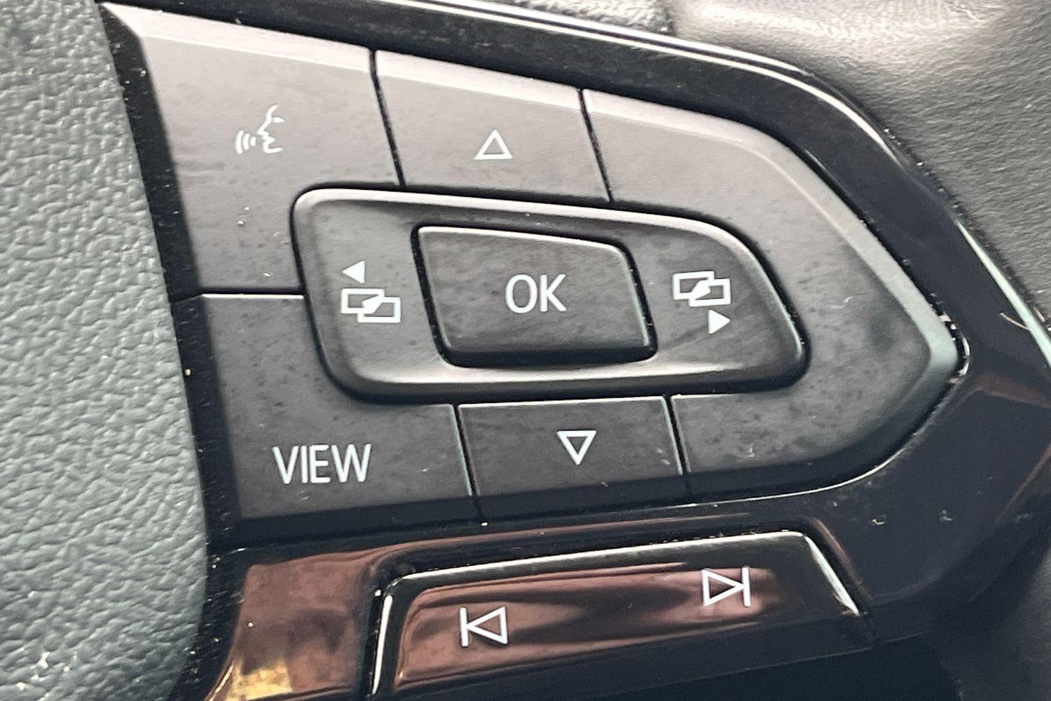 Ford TRANSIT CONNECT Photo 26