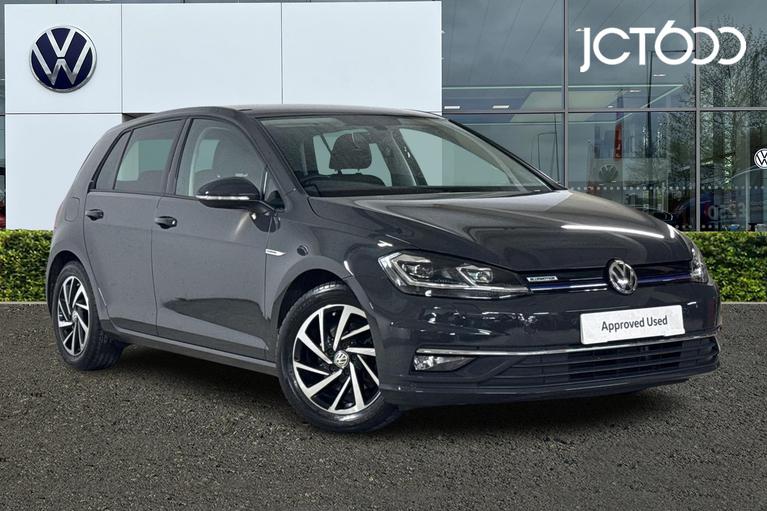 Used 2019 VOLKSWAGEN Golf 1.5 TSI EVO Match Edition Hatchback 5dr Petrol Manual Euro 6 (s/s) (130 ps) Grey at JCT600