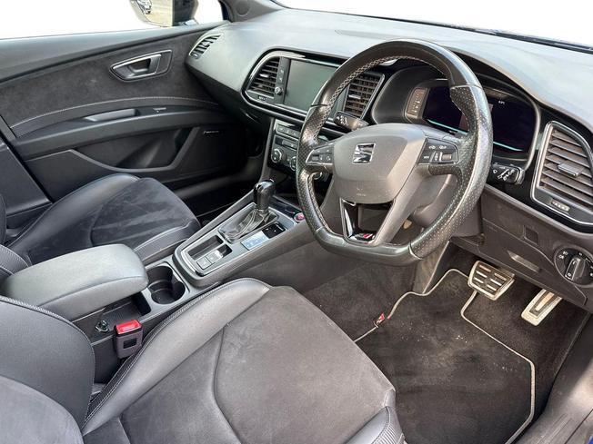 SEAT Leon Photo 6