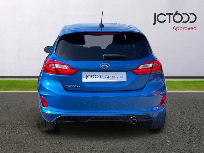 FORD Fiesta Photo 7