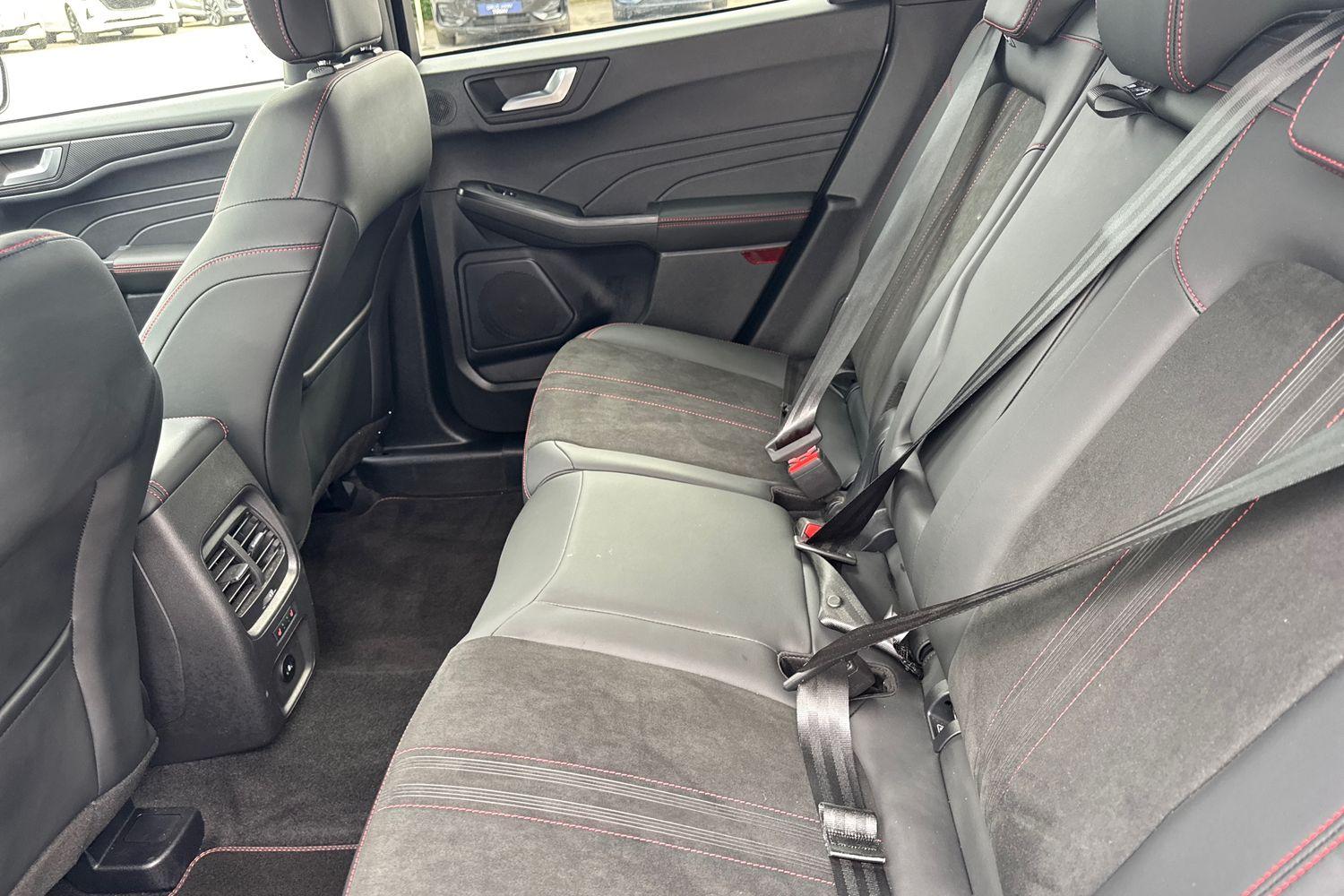 Ford KUGA Photo 19