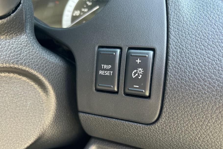 Used Nissan NAVARA BG20NCA 30