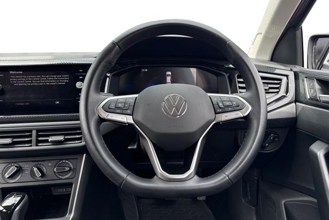 VOLKSWAGEN Polo Photo 11