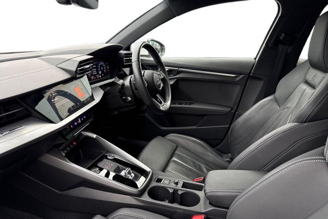 AUDI A3 Photo 2