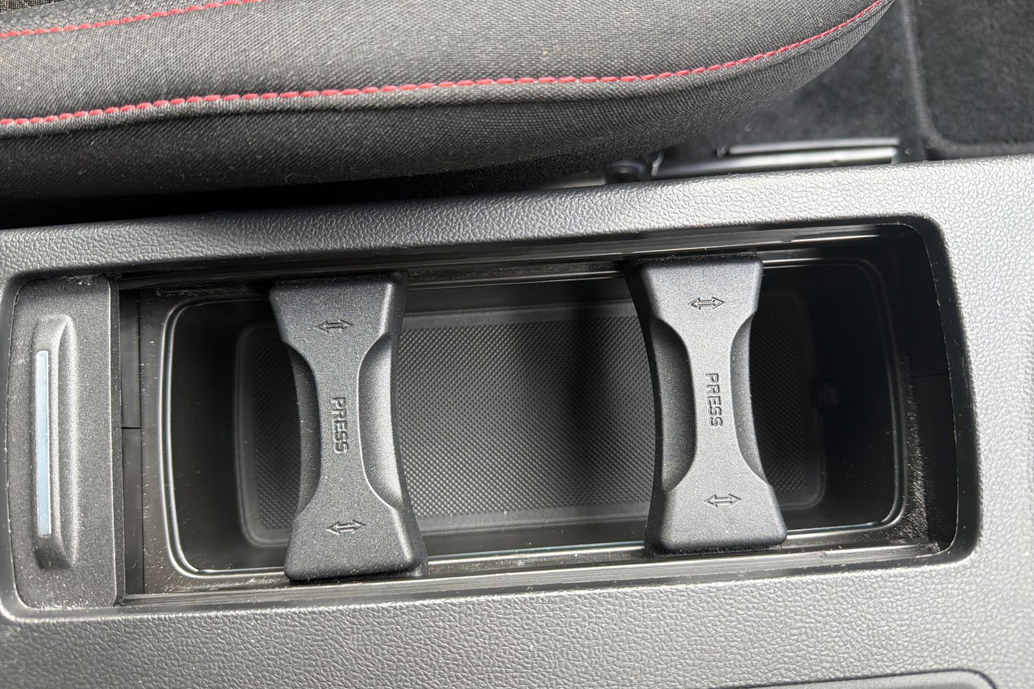 Ford FOCUS Photo 26