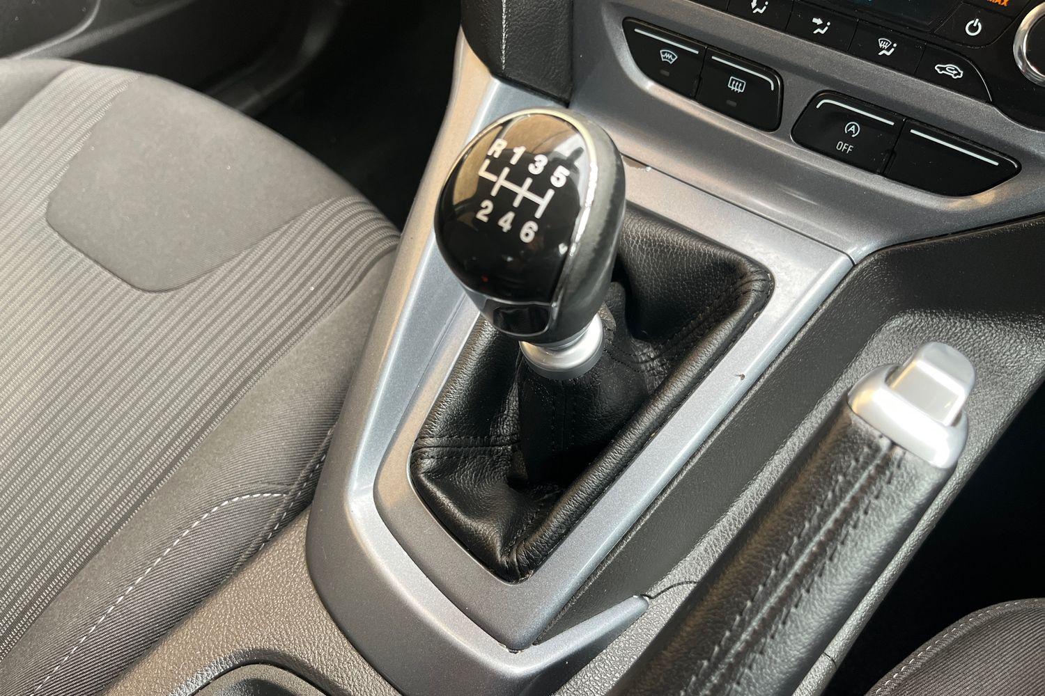 Ford Focus Photo 32