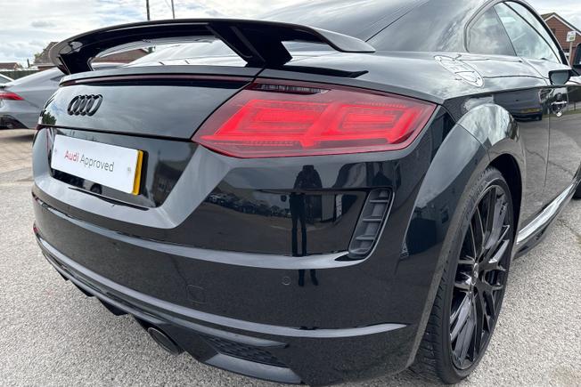 AUDI TT Photo 28