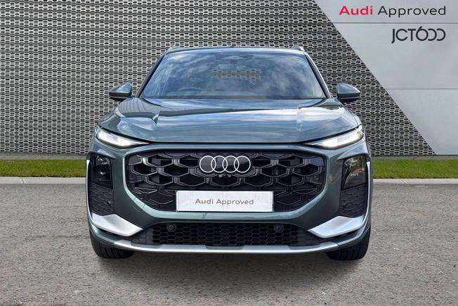 AUDI Q3 Photo 8