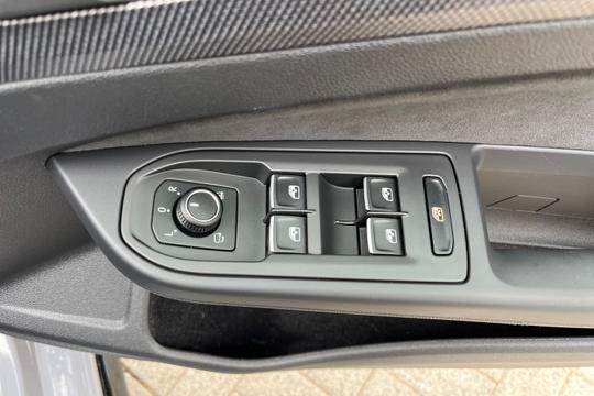 Volkswagen Golf Photo autoimg-7c488be39823e2271acb3a102b8688405b5c2b2c.jpg