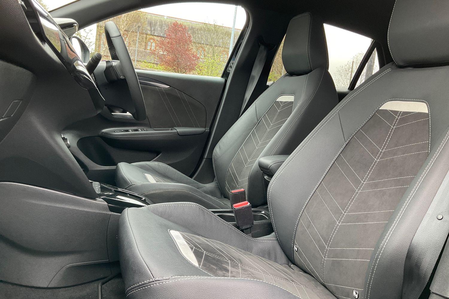 Vauxhall CORSA Photo 18