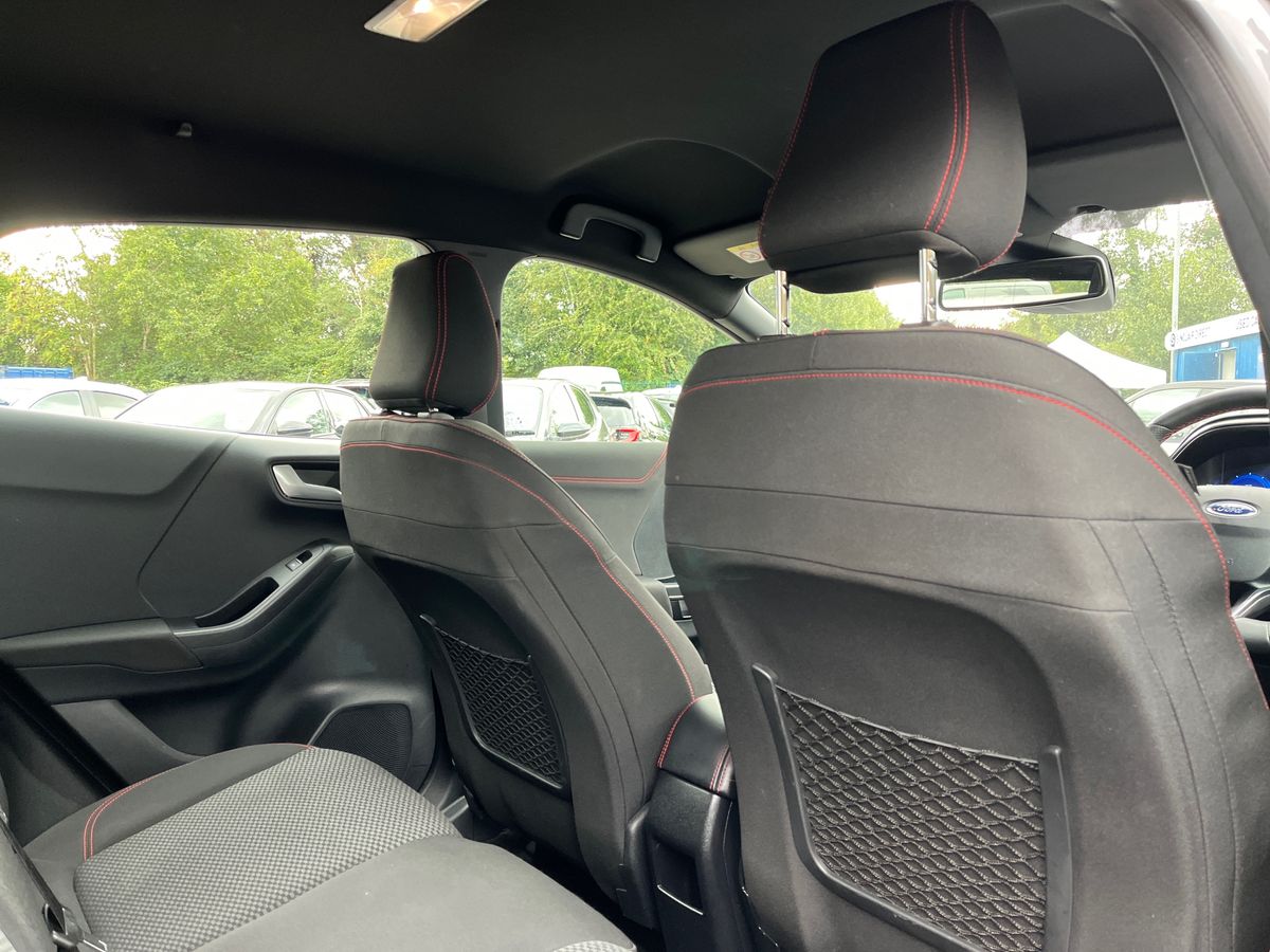 Ford Puma Photo 29