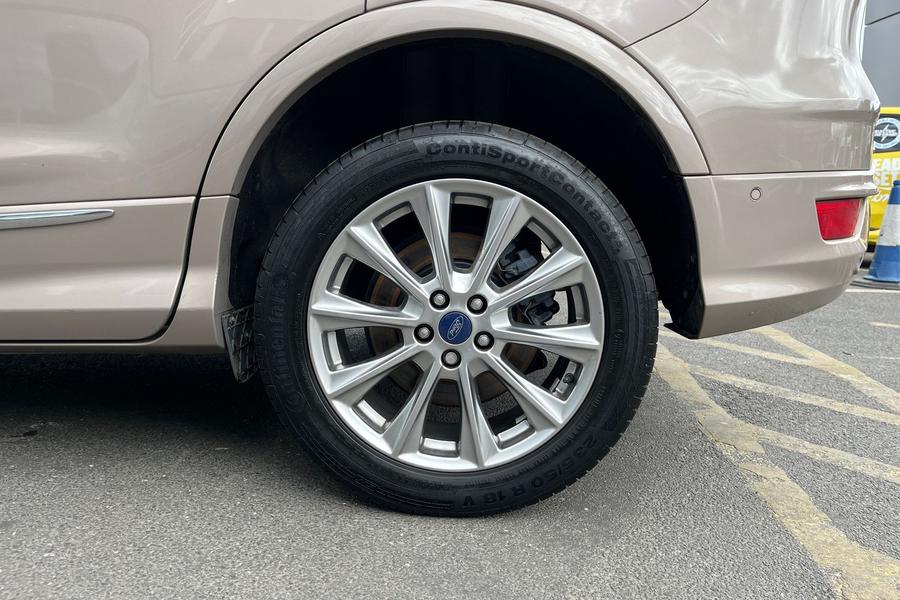 Ford KUGA Photo autoimg-7c5f6b7d61ac36f452c904d0d20157549b23bd1f.jpg