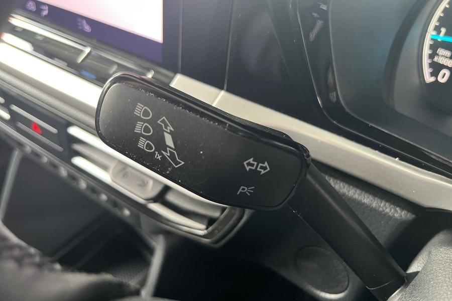 Ford Tourneo Connect Photo autoimg-7c609f4d4495f189d6f954c8e98def7c6d93b3f3.jpg