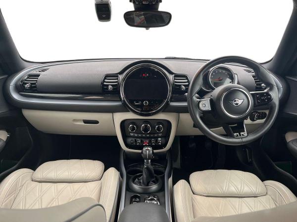 MINI Clubman Photo autoimg-7c61baa1b9c5c39c3c2c7606ed83f8cd05963c80.jpg