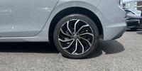 Volkswagen Golf Photo 4