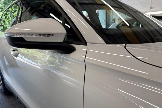 VOLKSWAGEN Tiguan Photo 20