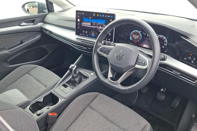 VOLKSWAGEN Golf Photo 6