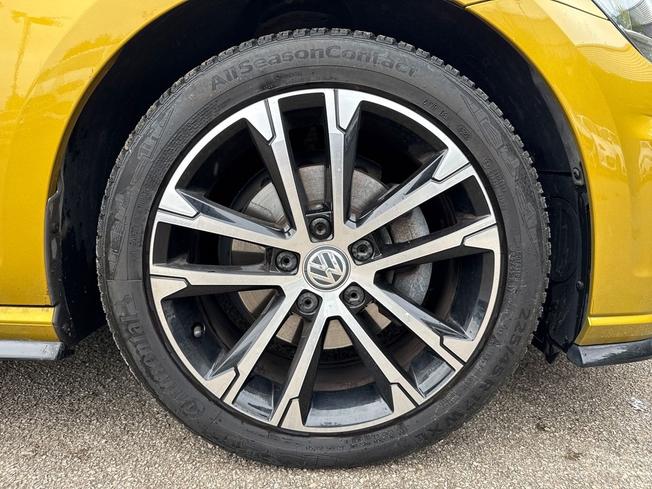 VOLKSWAGEN Golf Photo 5